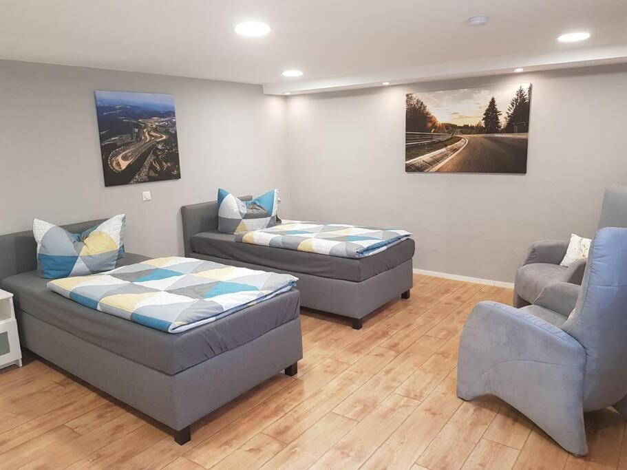 Ferienwohnung Bela, Naehe Nuerburgring Luxem Luaran gambar