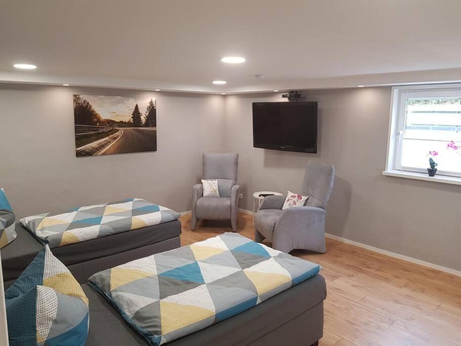 Ferienwohnung Bela, Naehe Nuerburgring Luxem Luaran gambar